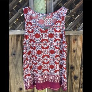 Eddie Bauer sleeveless top, NWT.